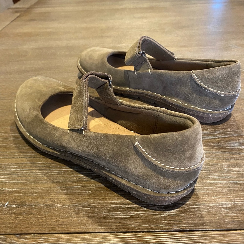 Clarks Taupe Suede Mary Jane Flats - Picture 13 of 16